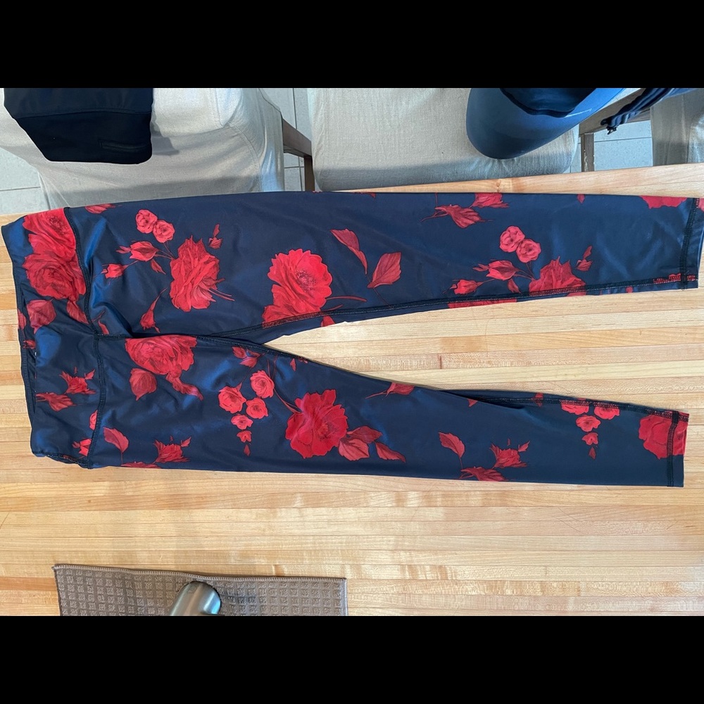 Anjali leggings size small